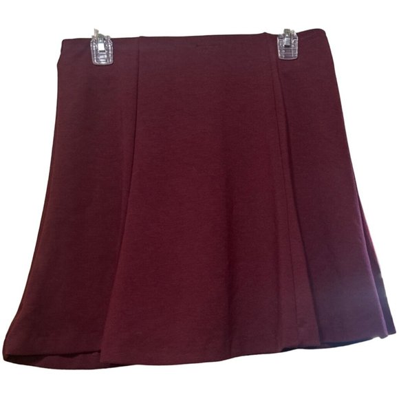 Women’s Old Navy Brand Flared Skirt Red Polyester Blend Junior's Size Medium - Picture 11 of 12